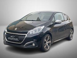 Schwarz Gebraucht 2018 Peugeot 208 Allure Kleinwagen | 9.300 € (Fairer Preis)