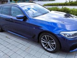 Blau Gebraucht 2020 BMW 540 Shadowline Kombi | 40.600 € (Fairer Preis)
