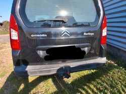Schwarz Gebraucht 2011 Citroën Berlingo Van / Kleinbus | 3.850 € (Fairer Preis)