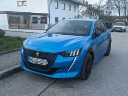 Blau Gebraucht 2023 Peugeot e-208 GT Kleinwagen | 17.000 € (Guter Preis)
