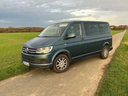 Grün Gebraucht 2018 VW Caravelle Van / Kleinbus | 31.500 € (Superpreis)