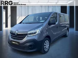 Grau Gebraucht 2020 Renault Trafic Life Van | 22.490 € (Teuer)