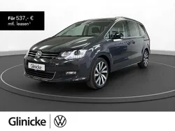 Grau Gebraucht 2022 VW Sharan Active Van / Kleinbus | 34.880 € (Teuer)