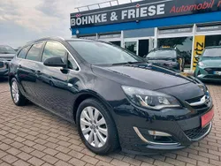 Schwarz Gebraucht 2016 Opel Astra Exklusiv Kombi | 9.299 € (Superpreis)