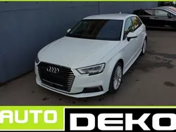 Weiß Gebraucht 2017 Audi A3 e-tron Design Kleinwagen | 16.470 € (Guter Preis)