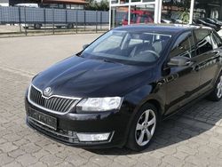 Schwarz Gebraucht 2015 Skoda Rapid Cool Edition Limousine | 5.790 € (Fairer Preis)