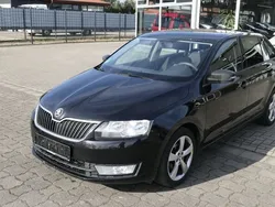 Schwarz Gebraucht 2015 Skoda Rapid Cool Edition Limousine | 5.490 € (Fairer Preis)