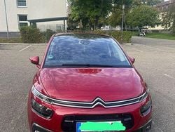 Rot Gebraucht 2018 Citroën C4 SpaceTourer Feel Van / Kleinbus | 13.700 € (Fairer Preis)