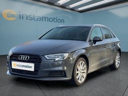 Grau Gebraucht 2019 Audi A3 Sportback Kleinwagen | 18.999 € (Etwas zu teuer)