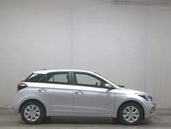 Grau Gebraucht 2020 Hyundai i20 Trend Limousine | 11.480 € (Guter Preis)