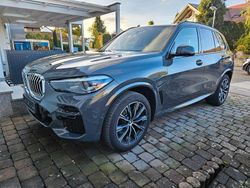 Grau Gebraucht 2023 BMW X5 Sport Line SUV | 49.900 € (Superpreis)