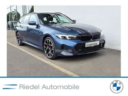 Blau Gebraucht 2024 BMW 330e M Sport Kombi | 53.790 €