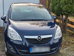 Blau Gebraucht 2012 Opel Meriva Van / Kleinbus | 3.750 €