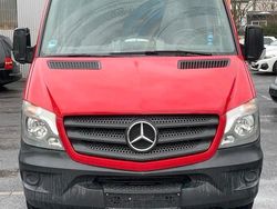Rot Gebraucht 2017 Mercedes Sprinter Van | 14.900 €