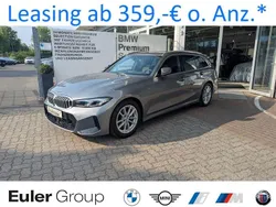 Grau Gebraucht 2024 BMW 330 Performance Kombi | 42.290 € (Fairer Preis)