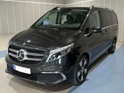 Schwarz Gebraucht 2022 Mercedes V220 Avantgarde Edition Van / Kleinbus | 59.500 € (Etwas zu teuer)