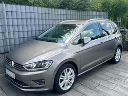 Grau Gebraucht 2015 VW Golf Sportsvan Van / Kleinbus | 14.500 € (Fairer Preis)