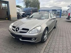 Cubanitsilber metallic Gebraucht 2008 Mercedes SLK200 Cabrio | 7.480 € (Guter Preis)