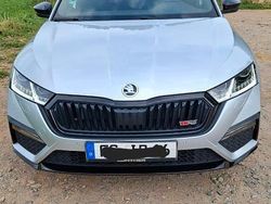 Silber Gebraucht 2023 Skoda Octavia RS Kombi | 30.500 € (Guter Preis)