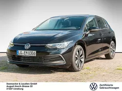 Schwarz Gebraucht 2023 VW Golf VIII Move Limousine | 22.980 € (Fairer Preis)