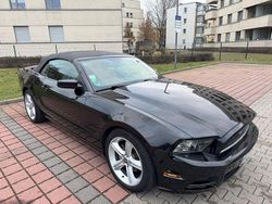 Schwarz Gebraucht 2013 Ford Mustang Cabrio | 17.500 €