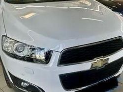 Weiß Gebraucht 2013 Chevrolet Captiva SUV | 12.750 €