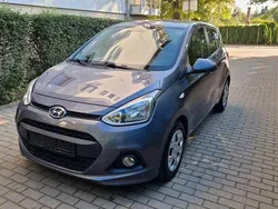 Grau Gebraucht 2016 Hyundai i10 Kleinwagen | 6.990 € (Fairer Preis)