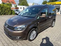 Toffeebraun metallic Gebraucht 2015 VW Caddy Comfortline Van / Kleinbus | 8.990 € (Etwas zu teuer)