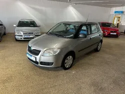 Beige Gebraucht 2008 Skoda Fabia Classic Limousine | 2.950 € (Fairer Preis)