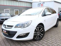 Weiß Gebraucht 2014 Opel Astra Energy Kombi | 5.990 € (Fairer Preis)