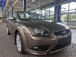 Braun Gebraucht 2007 Ford Focus Cabriolet Titanium Cabrio | 3.500 € (Etwas zu teuer)