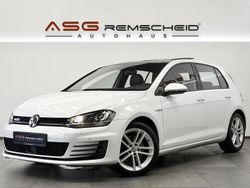 Pure white Gebraucht 2016 VW Golf GTD Limousine | 21.500 € (Etwas zu teuer)