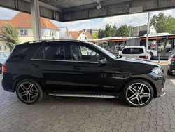 Schwarz Gebraucht 2016 Mercedes GLE350 AMG line SUV | 34.500 € (Fairer Preis)