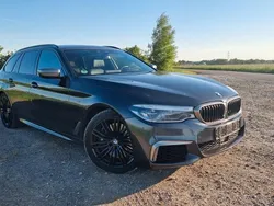 Grau Gebraucht 2019 BMW M550 Comfort Edition Limousine | 38.500 € (Fairer Preis)