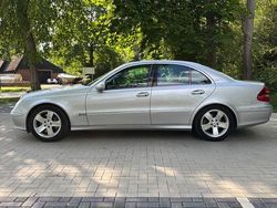 Silber Gebraucht 2004 Mercedes E500 Avantgarde Limousine | 12.900 € (Fairer Preis)