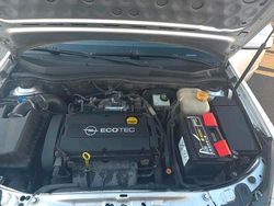 Silber Gebraucht 2007 Opel Astra Limousine | 4.850 € (Teuer)