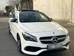 Weiß Gebraucht 2017 Mercedes CLA200 AMG line Limousine | 21.200 € (Fairer Preis)