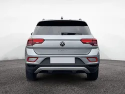 Silber Gebraucht 2024 VW T-Roc Life SUV | 29.649 € (Fairer Preis)