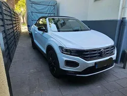 Weiß Gebraucht 2021 VW T-Roc Cabriolet Black Edition Cabrio | 20.100 € (Guter Preis)