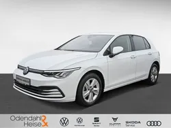 Pure white Gebraucht 2022 VW Golf VIII Life Limousine | 18.850 € (Guter Preis)