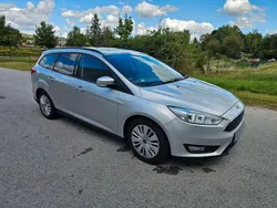 Silber Gebraucht 2018 Ford Focus Business Edition Kombi | 6.590 € (Guter Preis)