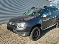 Grau Gebraucht 2016 Dacia Duster Lauréate SUV | 8.500 € (Fairer Preis)