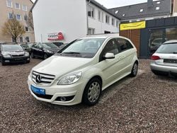 Calcitweiss/zirrusweiss Gebraucht 2010 Mercedes B200 Van / Kleinbus | 5.799 € (Fairer Preis)