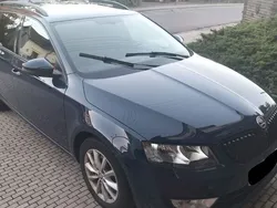 Blau Gebraucht 2016 Skoda Octavia Ambition Kombi | 15.000 € (Etwas zu teuer)