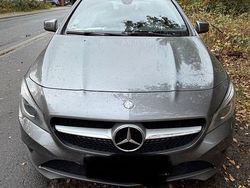 Grau Gebraucht 2014 Mercedes CLA180 Limousine | 16.000 € (Guter Preis)