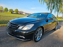 Schwarz Gebraucht 2010 Mercedes E500 Coupé | 12.500 € (Fairer Preis)