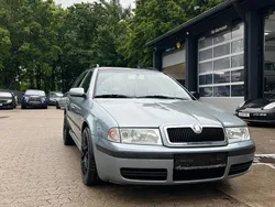 Blau Gebraucht 2003 Skoda Octavia Ambiente Kombi | 3.700 € (Teuer)