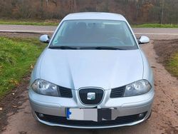 Grau Gebraucht 2006 Seat Ibiza Kleinwagen | 1.200 €