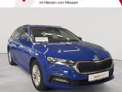 Energyblau uni Gebraucht 2021 Skoda Octavia Ambition Kombi | 16.890 € (Guter Preis)