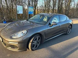 Grau Gebraucht 2014 Porsche Panamera Limousine | 29.900 € (Etwas zu teuer)